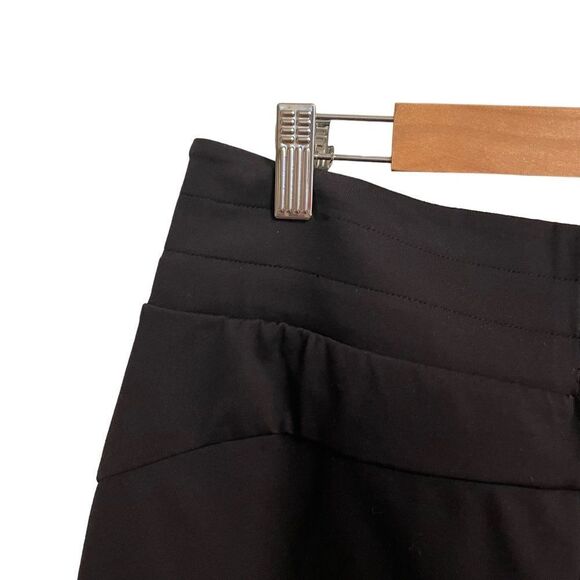 Athleta Metro Downtown Shorts Black Size Small - Picture 7 of 10